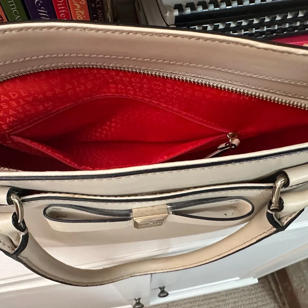 Kate Spade Classic Bow-Accent Women's Tote Bag in Cream